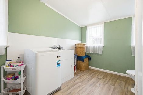 Photo of property in 9 Pooles Road, Te Aroha, 3320