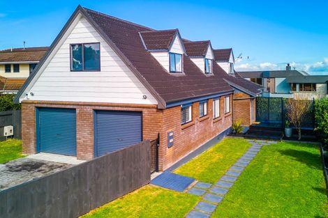 Photo of property in 4 Sophora Place, Totara Heights, Auckland, 2105