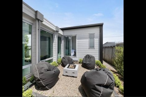 Photo of property in 17 Ardern Avenue, Stanmore Bay, Whangaparaoa, 0932
