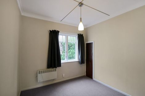 Photo of property in 37 Townsend Road, Miramar, Wellington, 6022