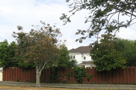 Photo of property in 8 Barton Road, Heretaunga, Upper Hutt, 5018
