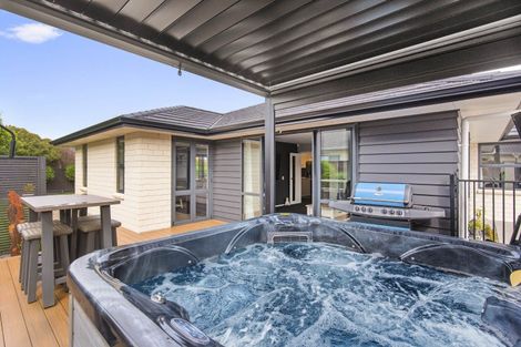 Photo of property in 47 San Priamo Place, Paraparaumu Beach, Paraparaumu, 5032