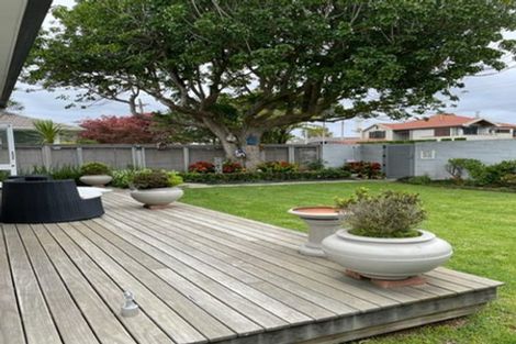 Photo of property in 1/19 Saltburn Road, Milford, Auckland, 0620