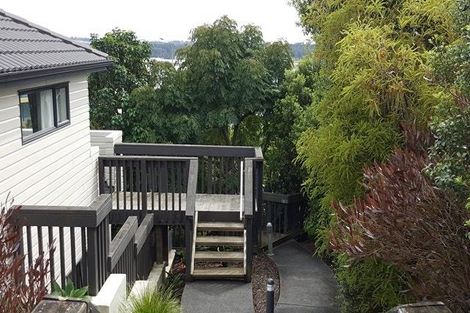 Photo of property in 8b Schnapper Rock Road, Schnapper Rock, Auckland, 0632