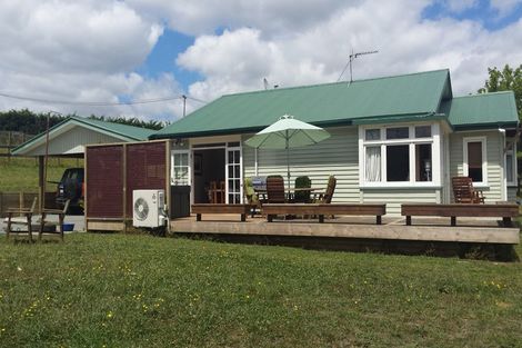 Photo of property in 34 Waikopua Road, Whitford, 2571