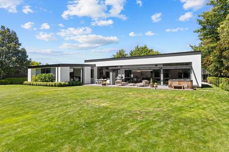 Photo of property in 7 Carnaby Close, St Albans, Christchurch, 8052