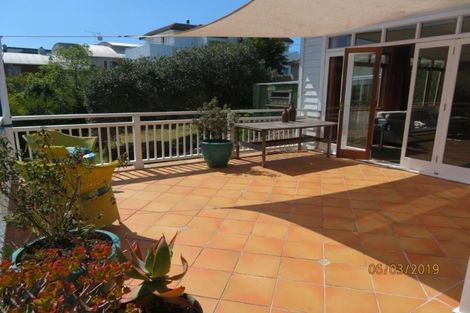 Photo of property in 32 Marine Parade, Mellons Bay, Auckland, 2014