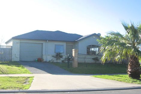Photo of property in 1 Ashmere Lane, Weymouth, Auckland, 2103