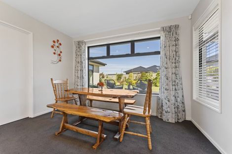 Photo of property in 41 Watkins Drive, Rangiora, 7400