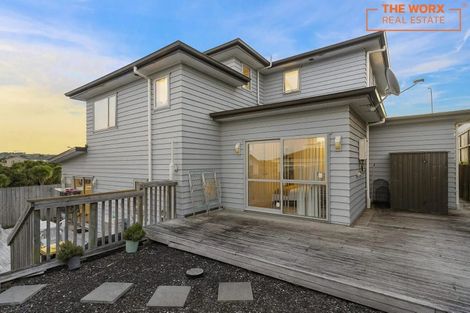 Photo of property in 11 Regis Park Drive, Pukekohe, 2120