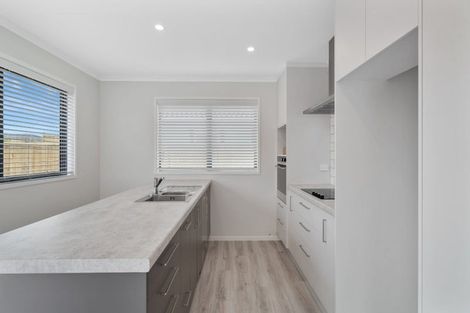 Photo of property in 69 Ridge Drive, Omokoroa, 3114