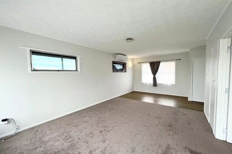 Photo of property in 1/27 Malone Road, Mount Wellington, Auckland, 1060