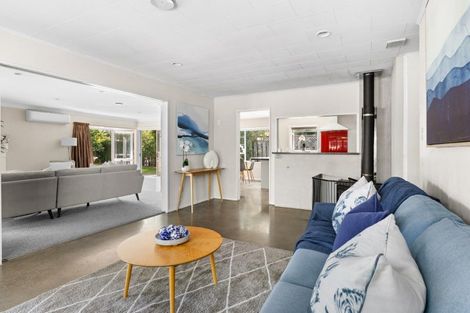 Photo of property in 37 Ngarimu Crescent, Taradale, Napier, 4112