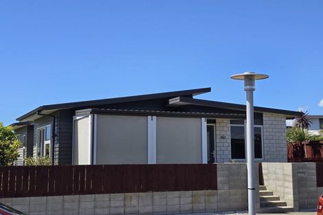 Photo of property in 4 Spinifex Street, Papamoa Beach, Papamoa, 3118