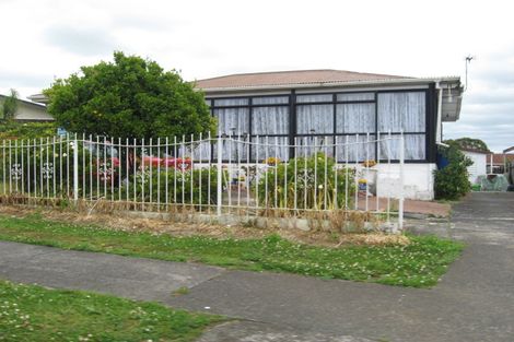 Photo of property in 48 Cape Road, Mangere, Auckland, 2022