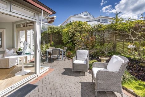 Photo of property in 2/14 Bayview Road, Hauraki, Auckland, 0622