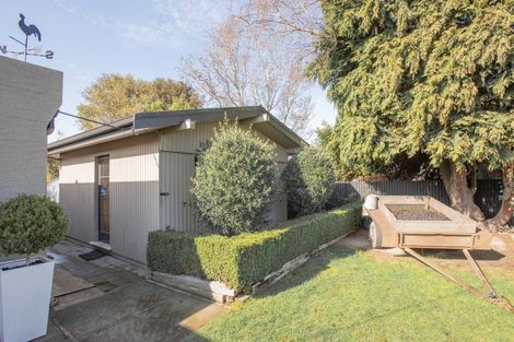 Photo of property in 135 Park Street, Winton, 9720