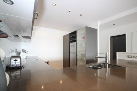 Photo of property in 207/7 Humber Street, Pandora, Napier, 4110