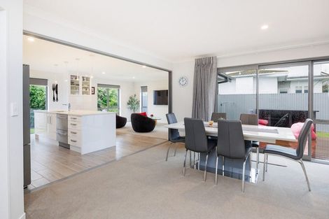 Photo of property in 27 Titoki Street, Palmerston North, 4414