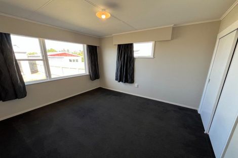 Photo of property in 24 Stephens Crescent, Highbury, Palmerston North, 4412