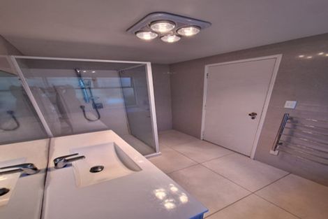 Photo of property in 35 Fratley Avenue, Farm Cove, Auckland, 2012