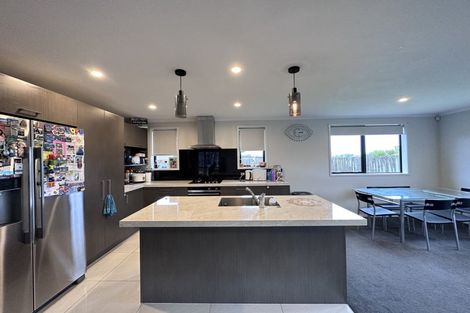 Photo of property in 14 Gibboney Place, Pokeno, 2402