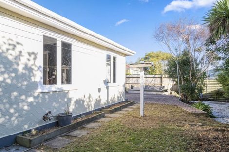 Photo of property in 8 South Street, Tawa, Wellington, 5028