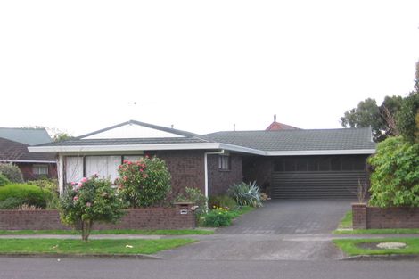 Photo of property in 104 Waterloo Crescent, Hokowhitu, Palmerston North, 4410