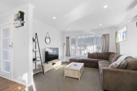 Photo of property in 42 Donnelley Drive, Wainuiomata, Lower Hutt, 5014