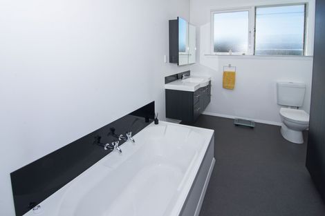 Photo of property in 9 Queen Alexandra Street, Lansdowne, Masterton, 5810