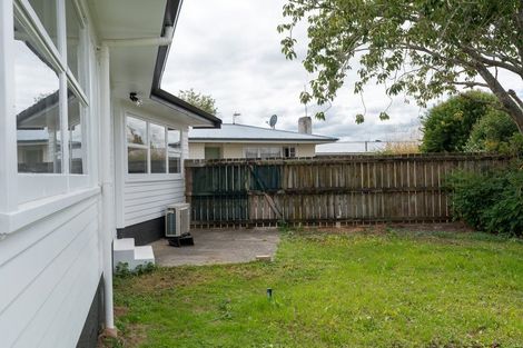 Photo of property in 37 Carrington Avenue, Hillcrest, Hamilton, 3216