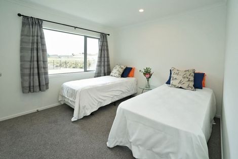 Photo of property in 14 Platina Place, Flagstaff, Hamilton, 3210