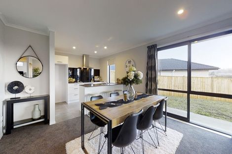 Photo of property in 5 Wai Shing Place, Pukekohe, 2120