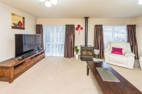 Photo of property in 6 Hampton Place, Springvale, Whanganui, 4501