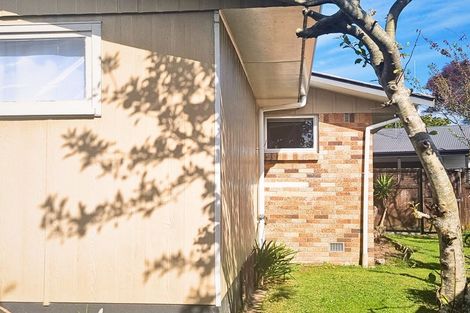 Photo of property in 35 Pulham Crescent, Queenwood, Hamilton, 3210