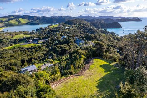 Photo of property in 276a Kempthorne Road, Russell, 0272