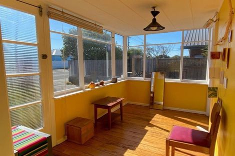 Photo of property in 13 Effingham Street, North New Brighton, Christchurch, 8083