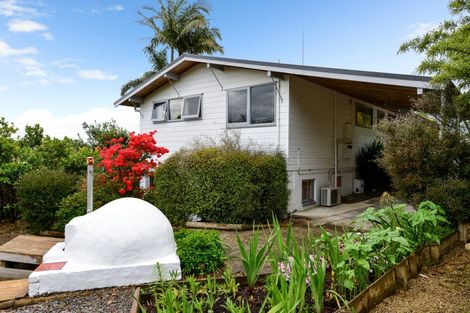 Photo of property in 92 Poaka Avenue, Dinsdale, Hamilton, 3204