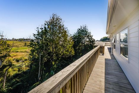 Photo of property in 54 Ainslee Street, Highlands Park, New Plymouth, 4312