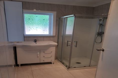 Photo of property in 21 Royal Arch Place, Rosehill, Papakura, 2113