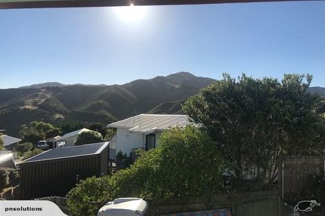 Photo of property in 22 Frobisher Street, Island Bay, Wellington, 6023