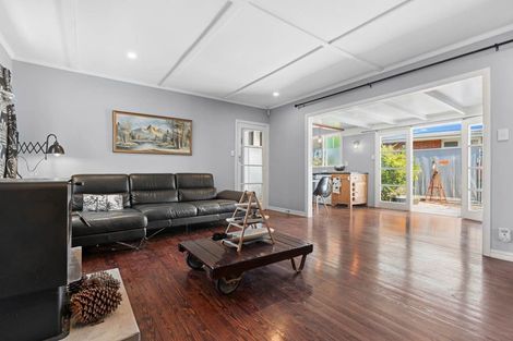 Photo of property in 1a Aurea Avenue, Pakuranga, Auckland, 2010