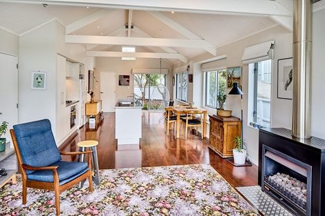 Photo of property in 5a Lambley Road, Titahi Bay, Porirua, 5022