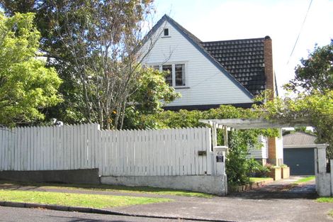 Photo of property in 64 Tirimoana Road, Te Atatu South, Auckland, 0602