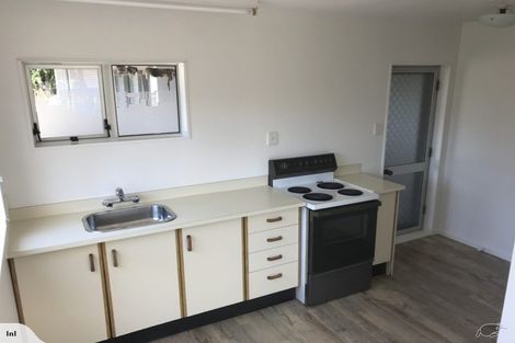 Photo of property in 47 Cheriton Road, Mellons Bay, Auckland, 2014