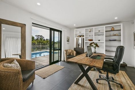 Photo of property in 49b Links Drive, Waiwhakaiho, New Plymouth, 4312