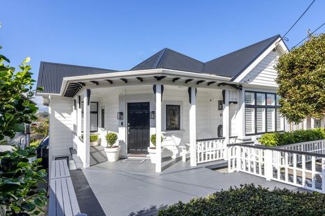 Photo of property in 17 Matai Road, Hataitai, Wellington, 6021