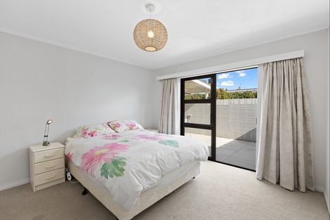 Photo of property in 2/16 Riverside Road, Orewa, 0931