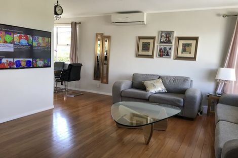 Photo of property in 39 Reelick Avenue, Pakuranga Heights, Auckland, 2010