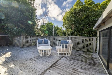 Photo of property in 4 Halswater Drive, Churton Park, Wellington, 6037